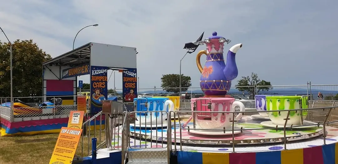 Teacup ride with a giant teapot at its centre